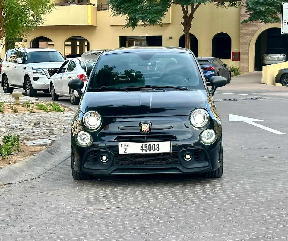 ABARTH 595 Competizione 2022 - photo 5 - Import Émirats | International Cars