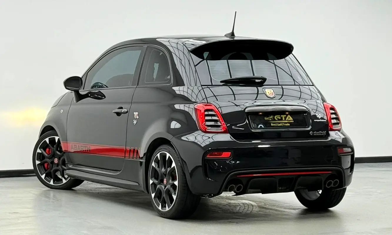 ABARTH 595 Competizione 2019 - photo 4 - Import Émirats | International Cars