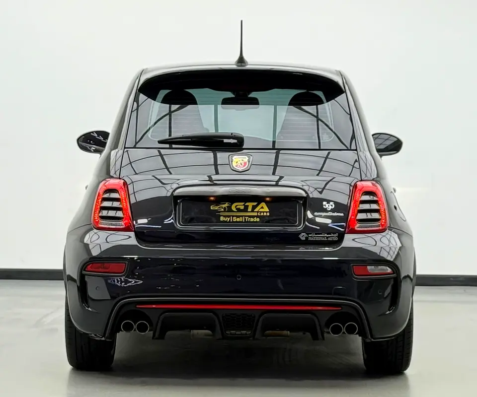 ABARTH 595 Competizione 2019 - photo 5 - Import Émirats | International Cars