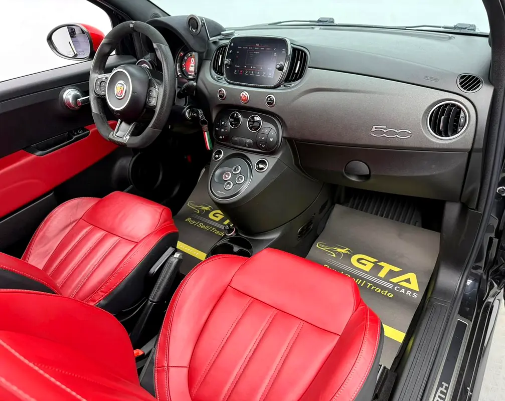 ABARTH 595 Competizione 2019 - photo 9 - Import Émirats | International Cars