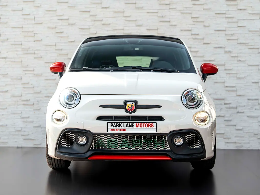 ABARTH 595 Competizione 2021 - photo 2 - Import Émirats | International Cars
