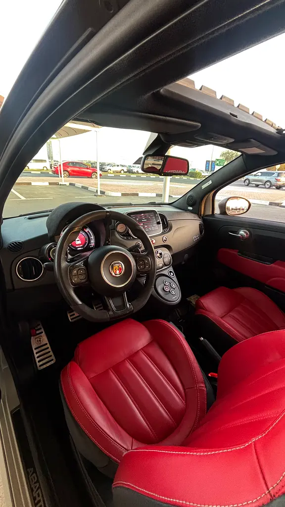 ABARTH 595 Competizione 2021 - photo 3 - Import Émirats | International Cars