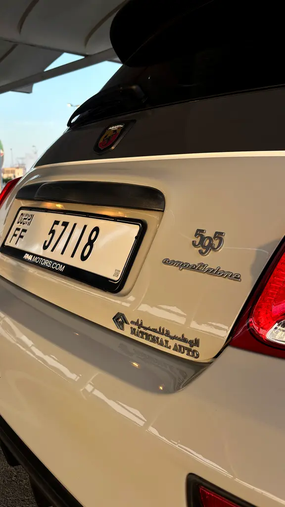 ABARTH 595 Competizione 2021 - photo 6 - Import Émirats | International Cars