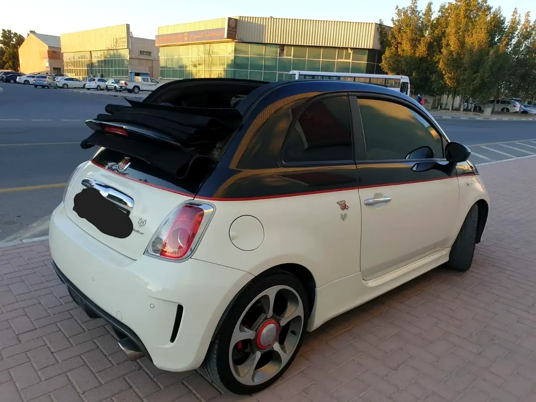 ABARTH 595 Cabriolet 2015 - photo 4 - Import Émirats | International Cars