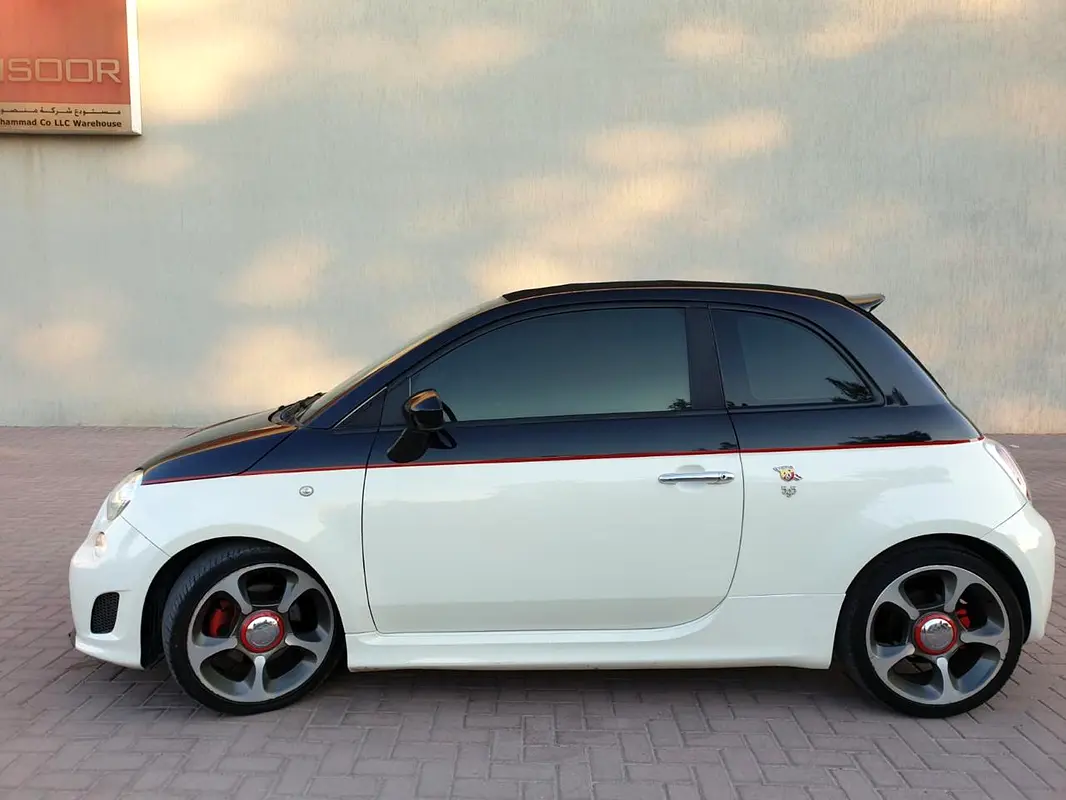 ABARTH 595 Cabriolet 2015 - photo 6 - Import Émirats | International Cars