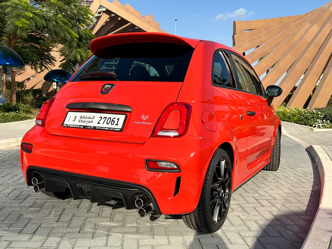 ABARTH 695 Competizione 2024 - photo 3 - Import Émirats | International Cars