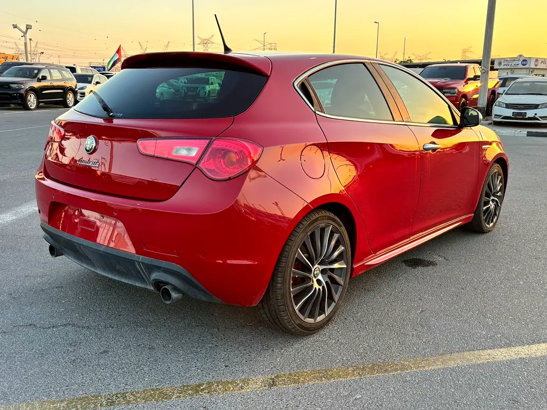 ALFA ROMEO GIULIETTA Turbo Full 2012 - photo 3 - Import Émirats | International Cars