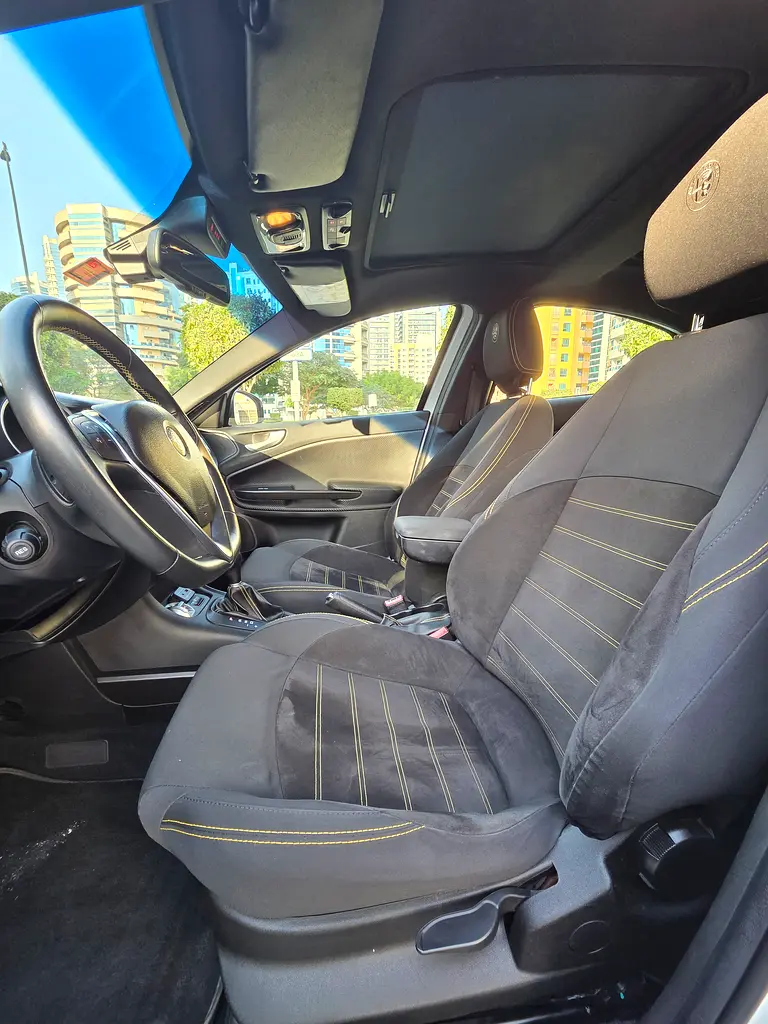 ALFA ROMEO GIULIETTA Premium 2021 - photo 11 - Import Émirats | International Cars