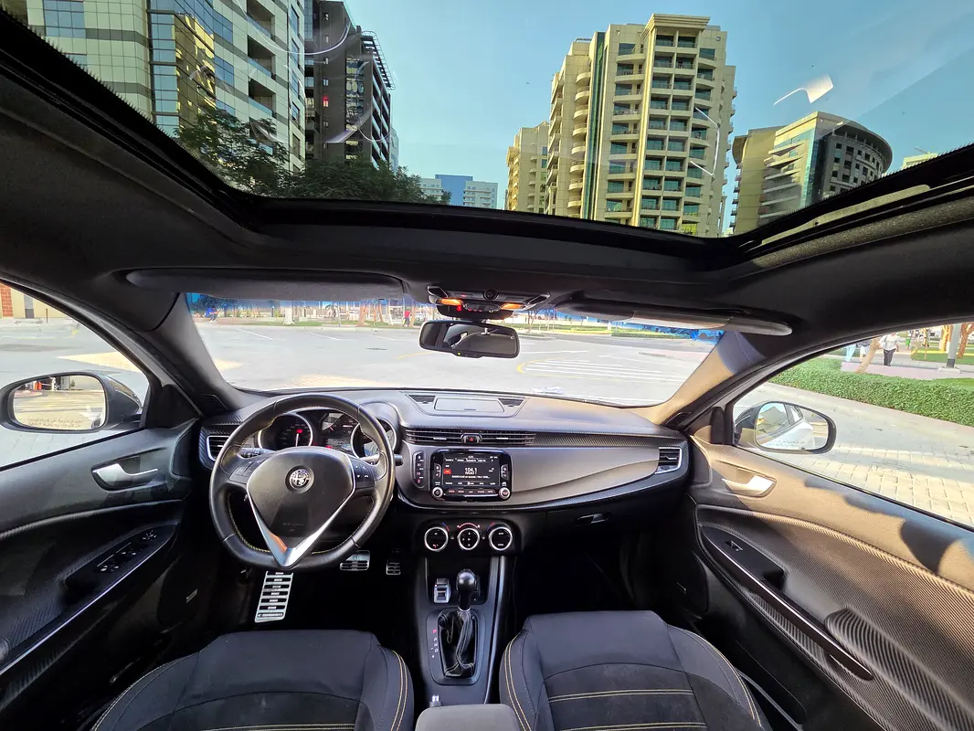 ALFA ROMEO GIULIETTA Premium 2021 - photo 8 - Import Émirats | International Cars