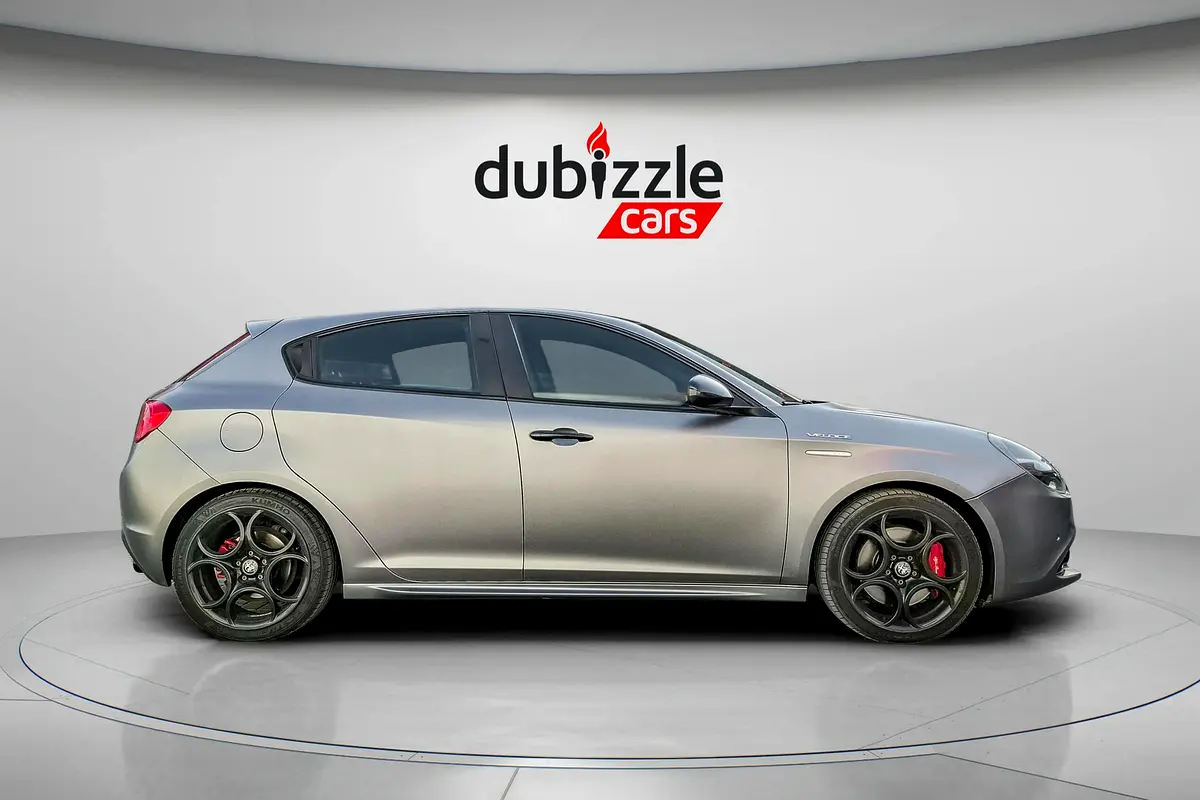 ALFA ROMEO GIULIETTA Veloce 2021 - photo 4 - Import Émirats | International Cars