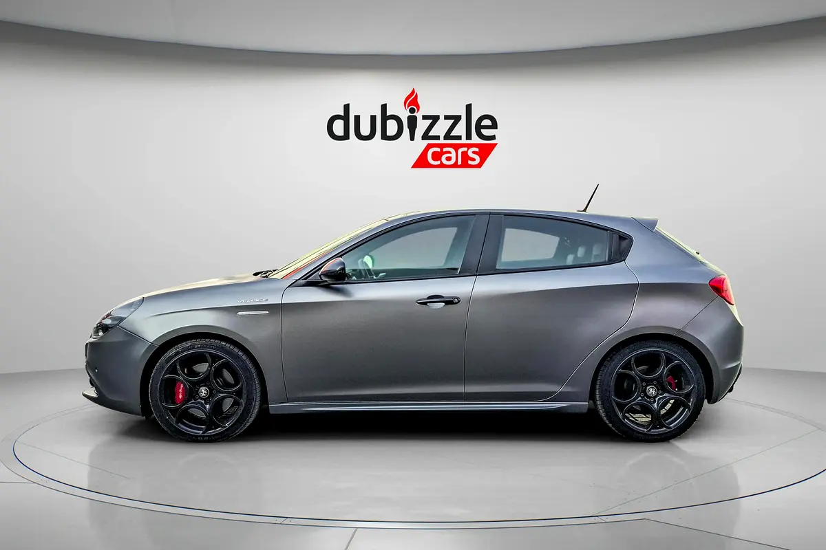ALFA ROMEO GIULIETTA Veloce 2021 - photo 5 - Import Émirats | International Cars