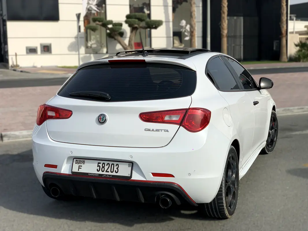 ALFA ROMEO GIULIETTA Veloce 2020 - photo 3 - Import Émirats | International Cars
