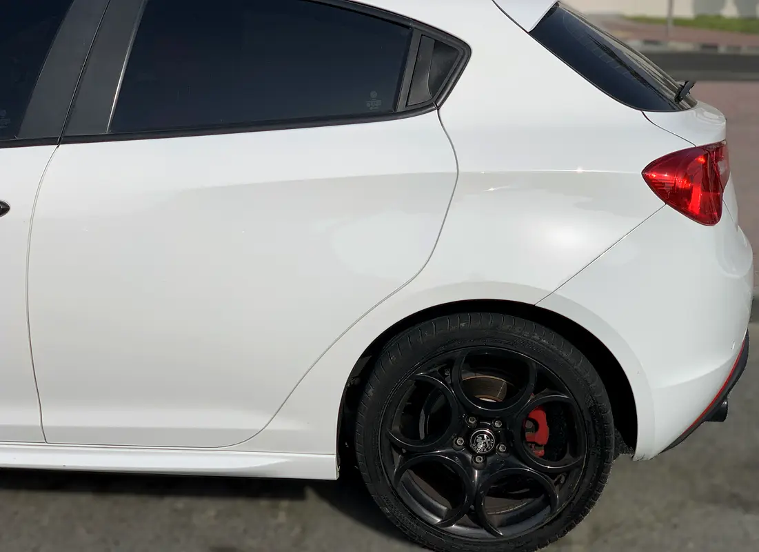 ALFA ROMEO GIULIETTA Veloce 2020 - photo 7 - Import Émirats | International Cars