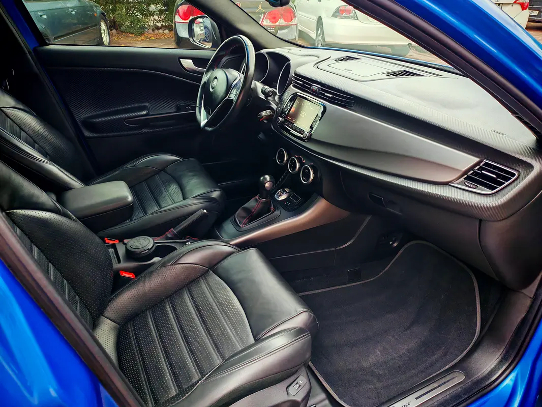 ALFA ROMEO GIULIETTA Veloce 2019 - photo 12 - Import Émirats | International Cars