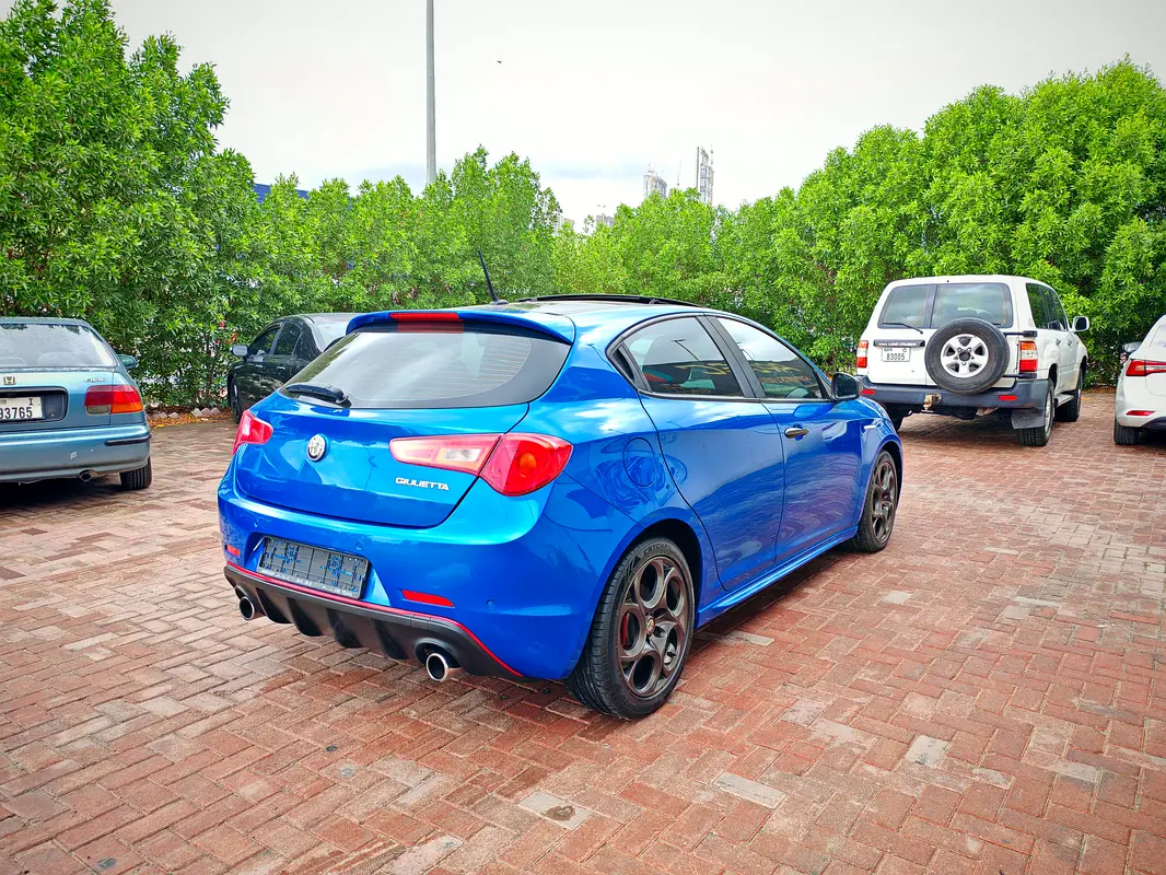 ALFA ROMEO GIULIETTA Veloce 2019 - photo 7 - Import Émirats | International Cars