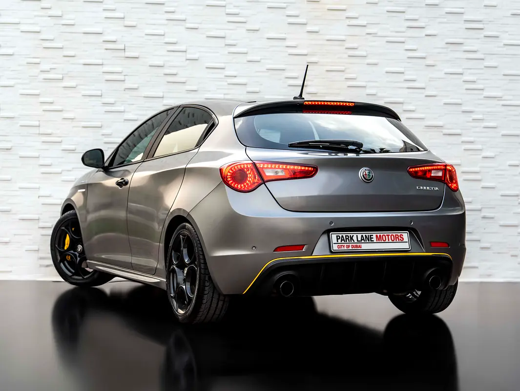 ALFA ROMEO GIULIETTA Veloce 2021 - photo 3 - Import Émirats | International Cars