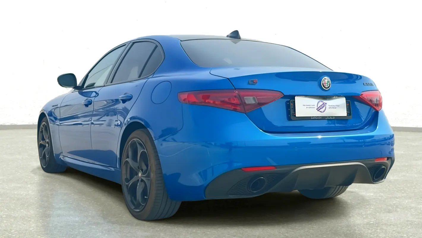 ALFA ROMEO Giulia Estrema 2023 - photo 5 - Import Émirats | International Cars