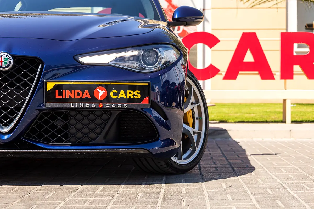 ALFA ROMEO Giulia Quadrifoglio 2020 - photo 4 - Import Émirats | International Cars