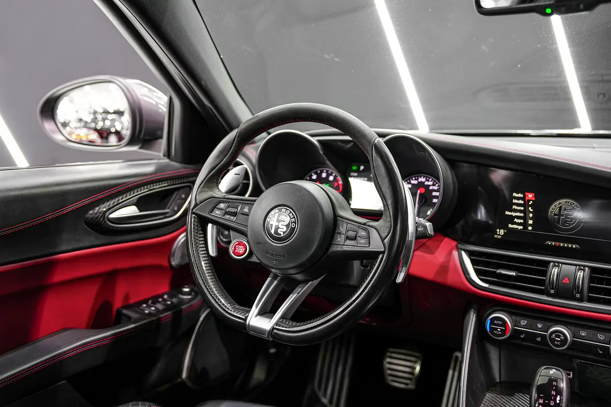 ALFA ROMEO Giulia Other 2018 - photo 4 - Import Émirats | International Cars