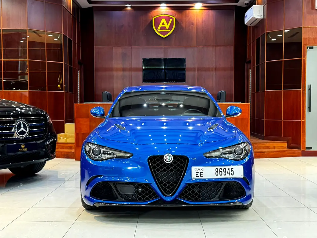 ALFA ROMEO Giulia Quadrifoglio 2021