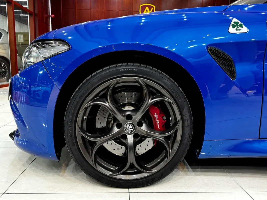 ALFA ROMEO Giulia Quadrifoglio 2021 - photo 4 - Import Émirats | International Cars