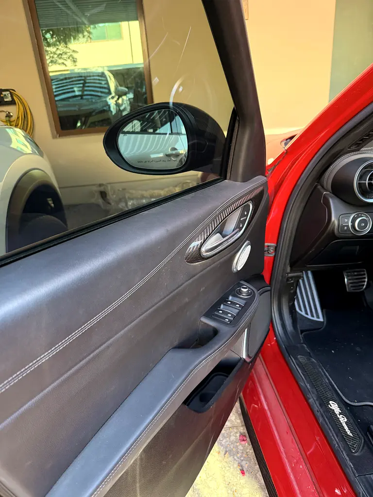 ALFA ROMEO Giulia Veloce 2019 - photo 2 - Import Émirats | International Cars