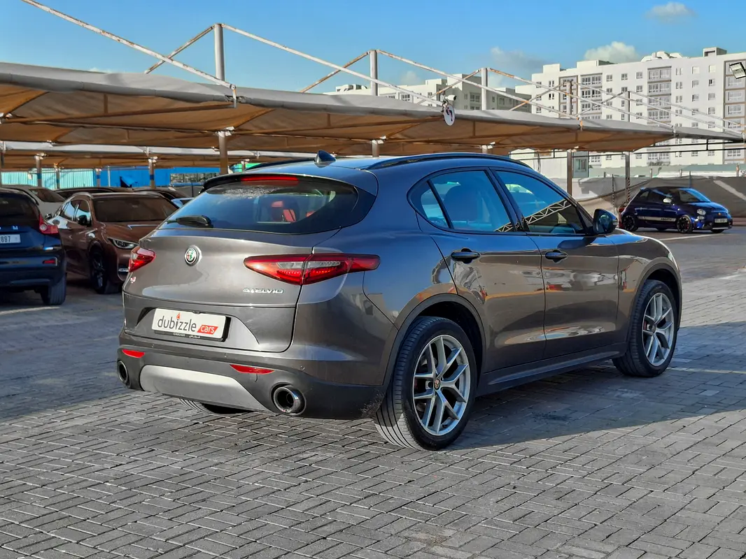 ALFA ROMEO Stelvio 2019 - photo 6 - Import Émirats | International Cars