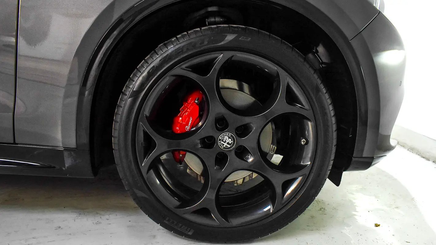 ALFA ROMEO Stelvio Veloce 2024 - photo 4 - Import Émirats | International Cars