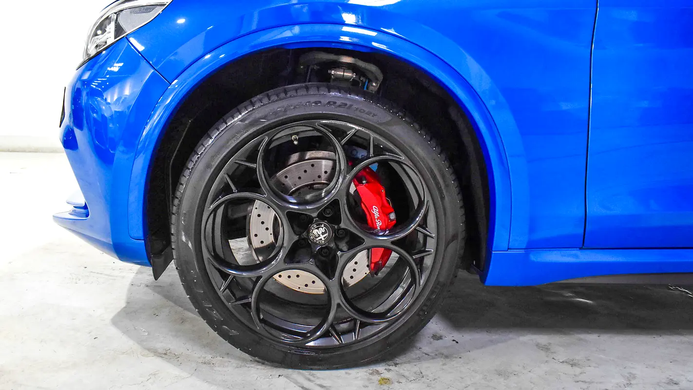 ALFA ROMEO Stelvio Quadrifoglio 2023 - photo 4 - Import Émirats | International Cars