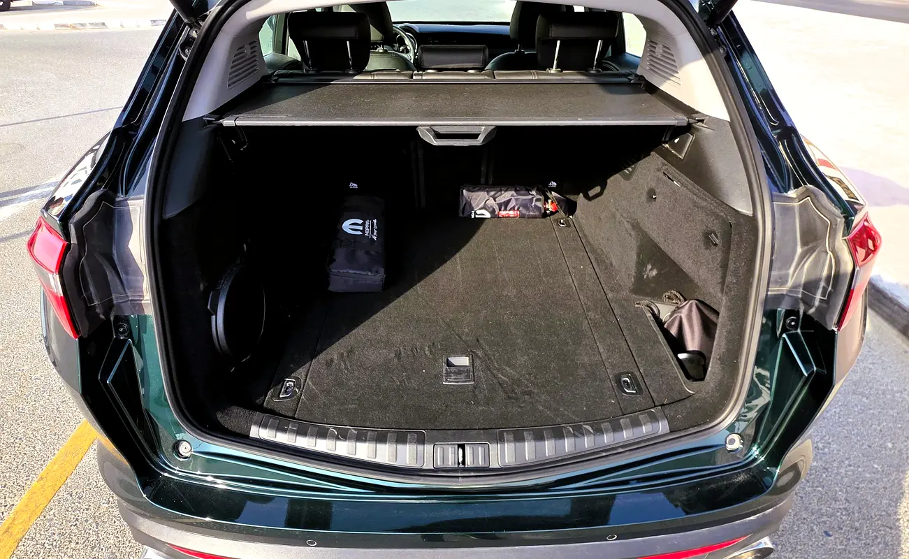 ALFA ROMEO Stelvio Super 2022 - photo 11 - Import Émirats | International Cars