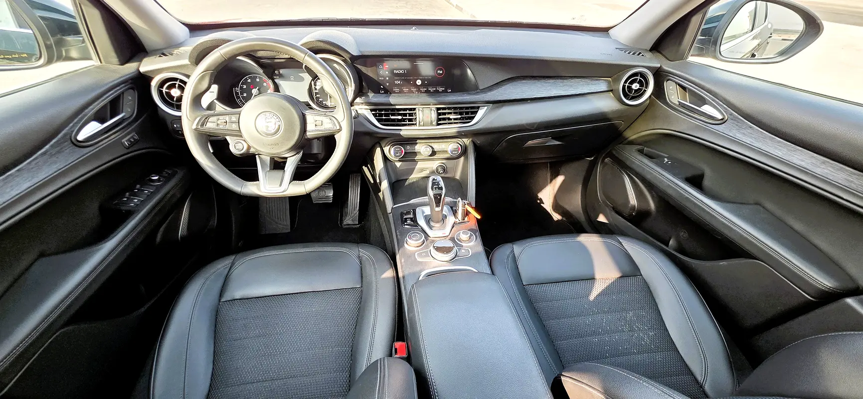 ALFA ROMEO Stelvio Super 2022 - photo 2 - Import Émirats | International Cars