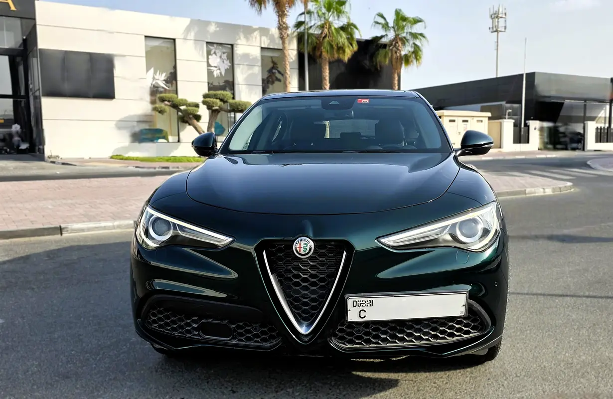 ALFA ROMEO Stelvio Super 2022 - photo 9 - Import Émirats | International Cars