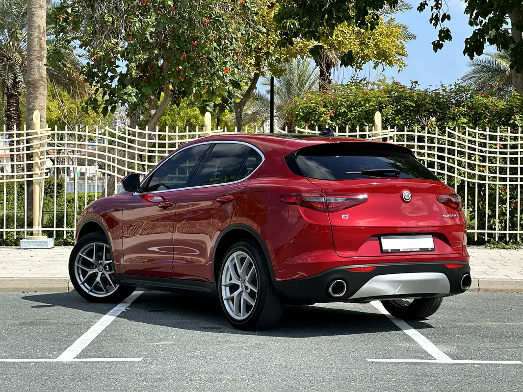 ALFA ROMEO Stelvio Super 2018 - photo 3 - Import Émirats | International Cars