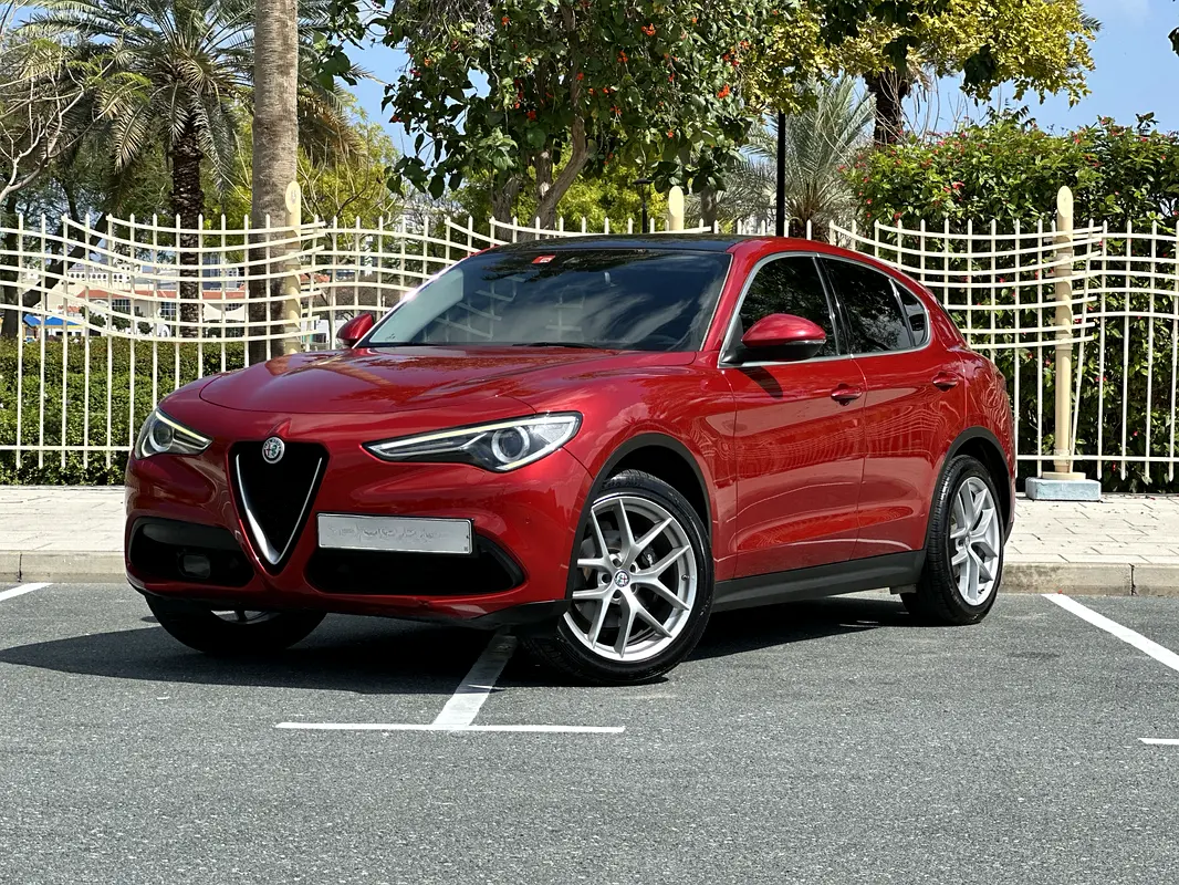 ALFA ROMEO Stelvio Super 2018 - photo 4 - Import Émirats | International Cars