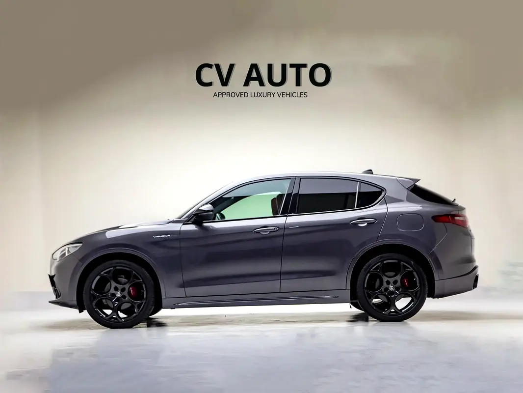 ALFA ROMEO Stelvio Veloce 2023 - photo 7 - Import Émirats | International Cars
