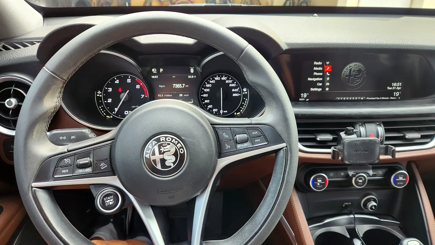 ALFA ROMEO Stelvio Other 2018 - photo 9 - Import Émirats | International Cars