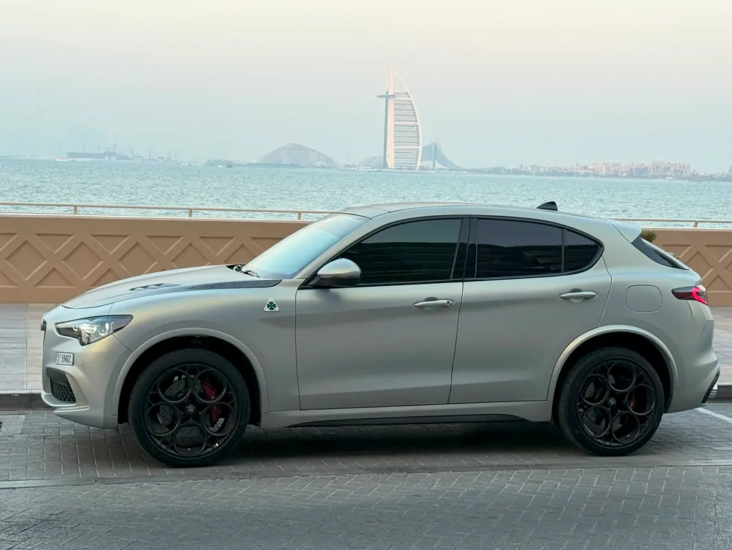 ALFA ROMEO Stelvio Quadrifoglio 2024 - photo 3 - Import Émirats | International Cars
