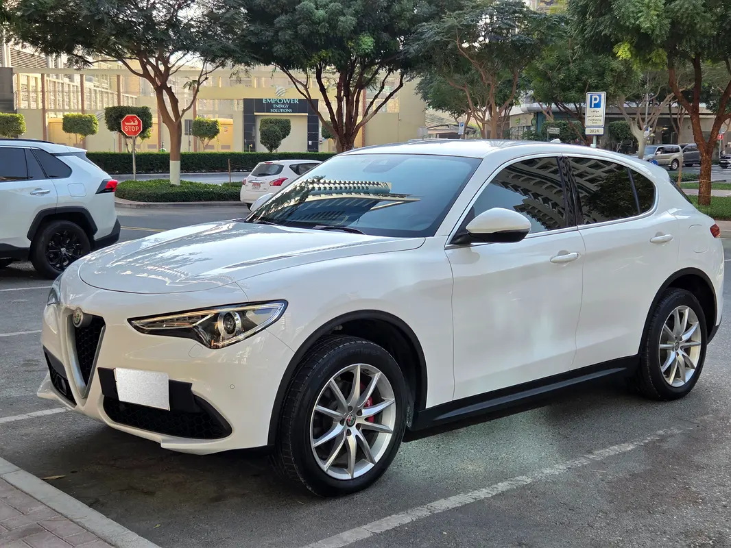 ALFA ROMEO Stelvio Super 2019 - photo 10 - Import Émirats | International Cars