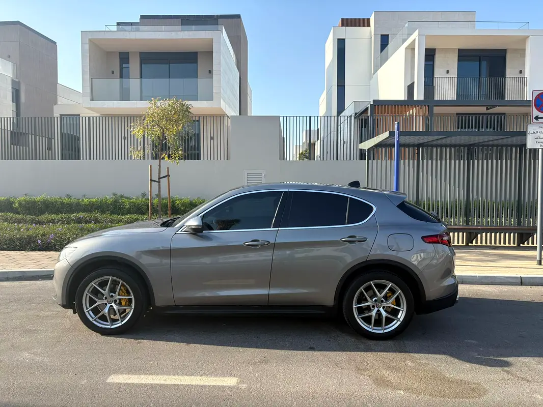 ALFA ROMEO Stelvio 2018 - photo 5 - Import Émirats | International Cars