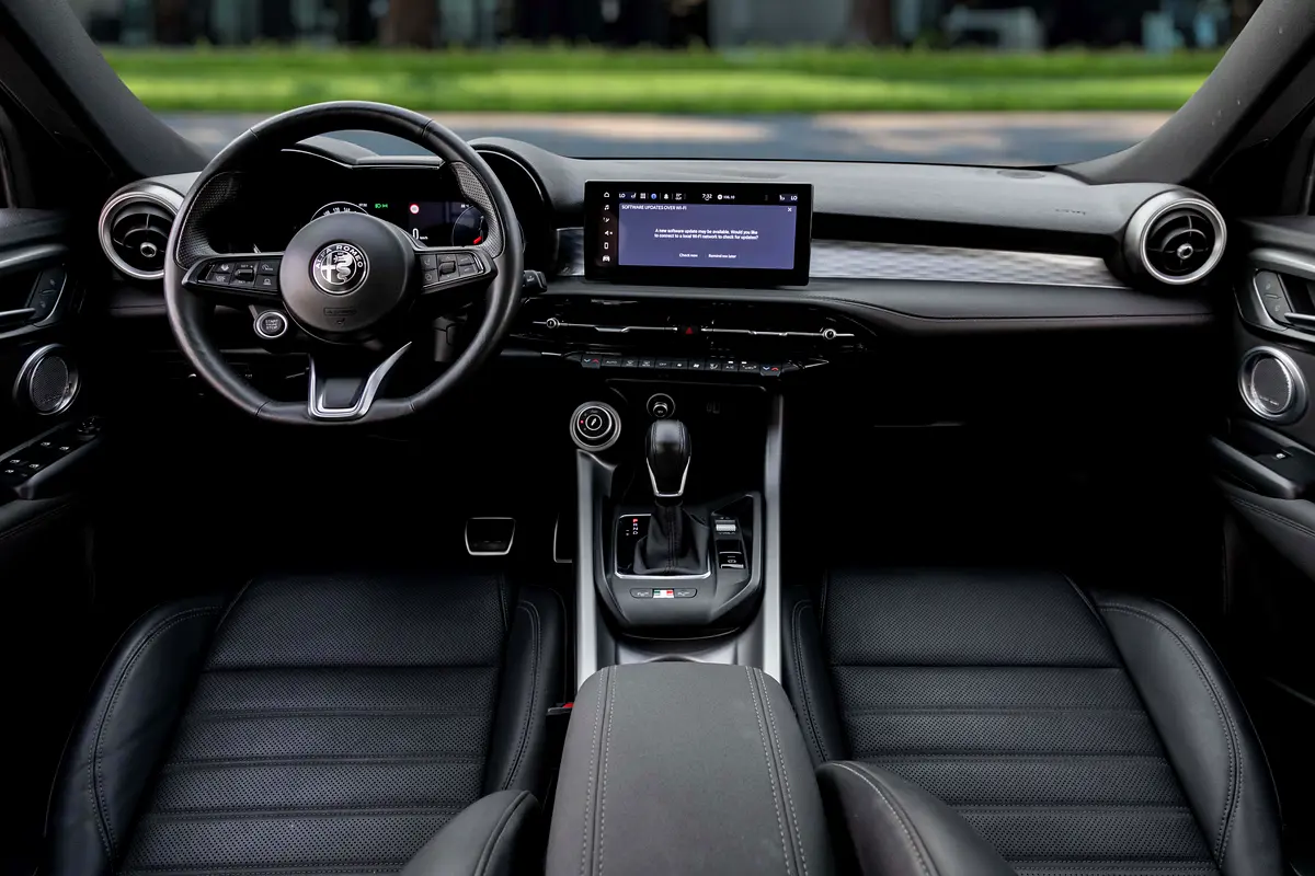 ALFA ROMEO Tonale Veloce 2024 - photo 8 - Import Émirats | International Cars