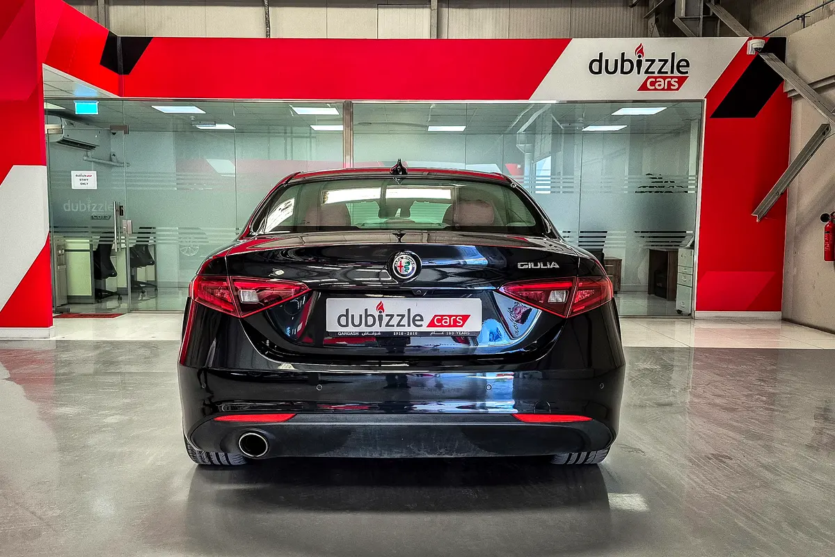 ALFA ROMEO Giulia Super 2018 - photo 7 - Import Émirats | International Cars