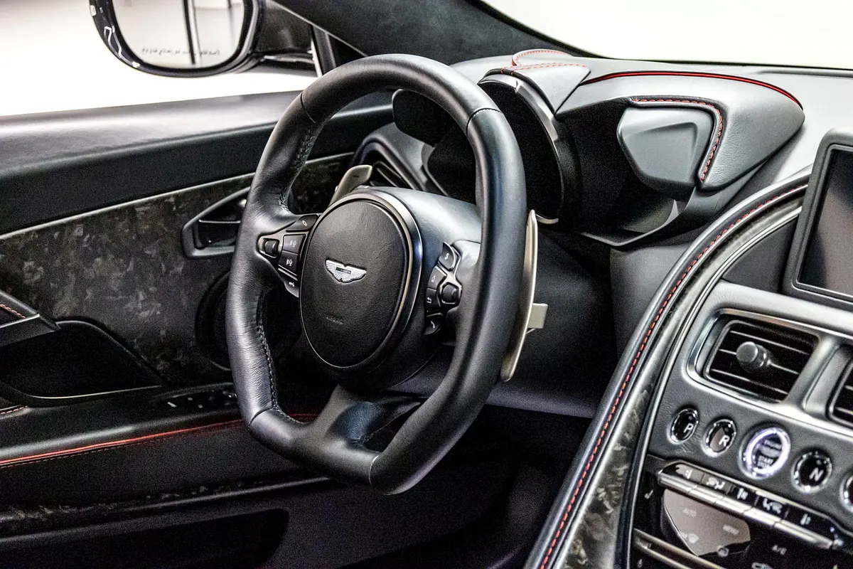 ASTON MARTIN DBS Other 2019 - photo 12 - Import Émirats | International Cars