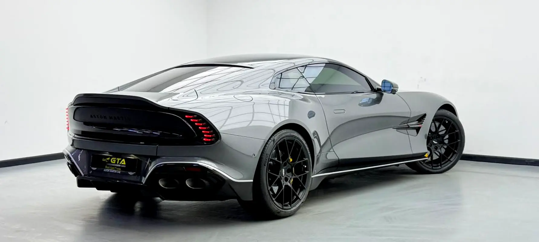 ASTON MARTIN Vanquish Standard 2025 - photo 4 - Import Émirats | International Cars