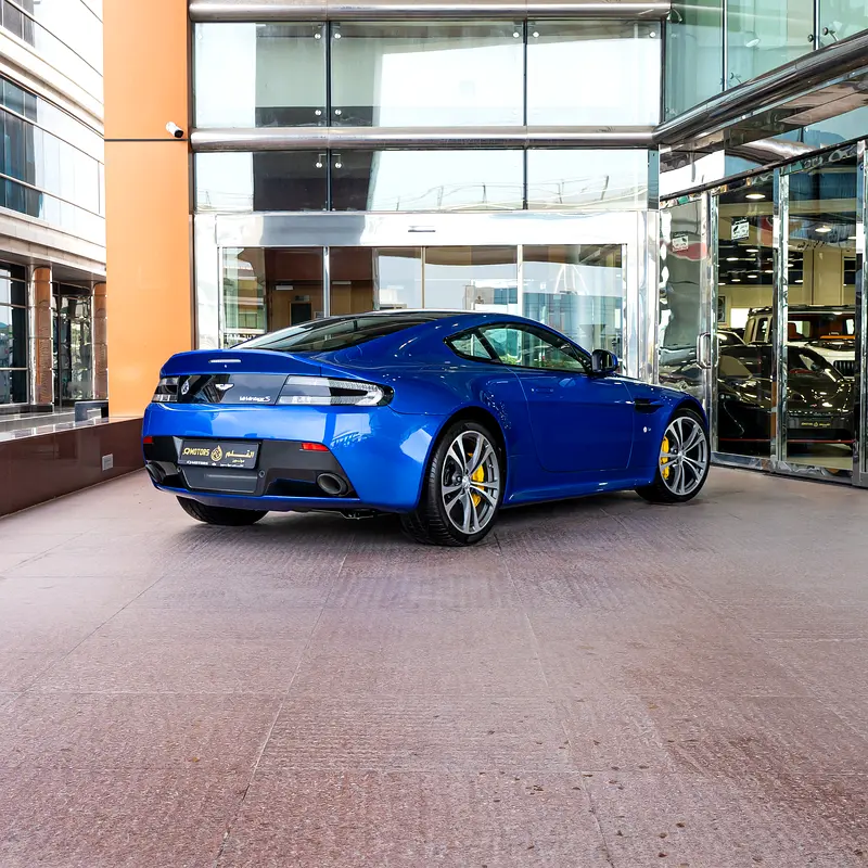 ASTON MARTIN Vantage S 2015 - photo 2 - Import Émirats | International Cars