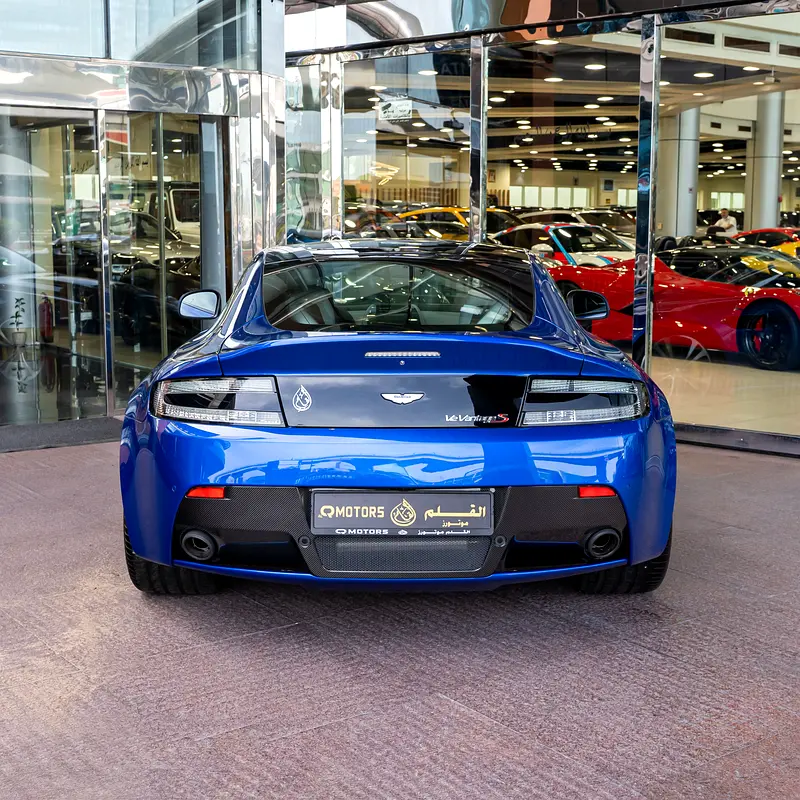 ASTON MARTIN Vantage S 2015 - photo 3 - Import Émirats | International Cars