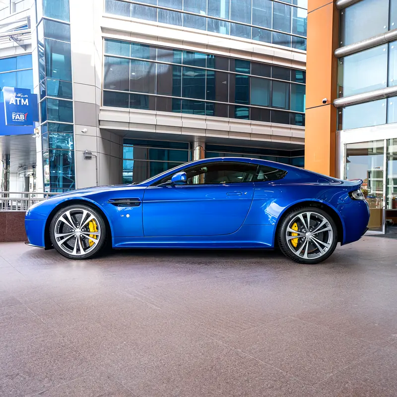 ASTON MARTIN Vantage S 2015 - photo 5 - Import Émirats | International Cars