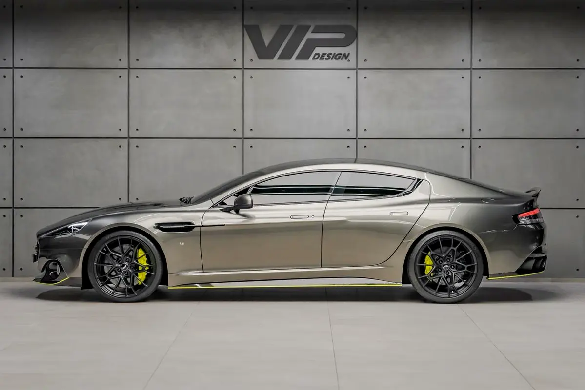ASTON MARTIN Rapide AMR 2020 - photo 4 - Import Émirats | International Cars