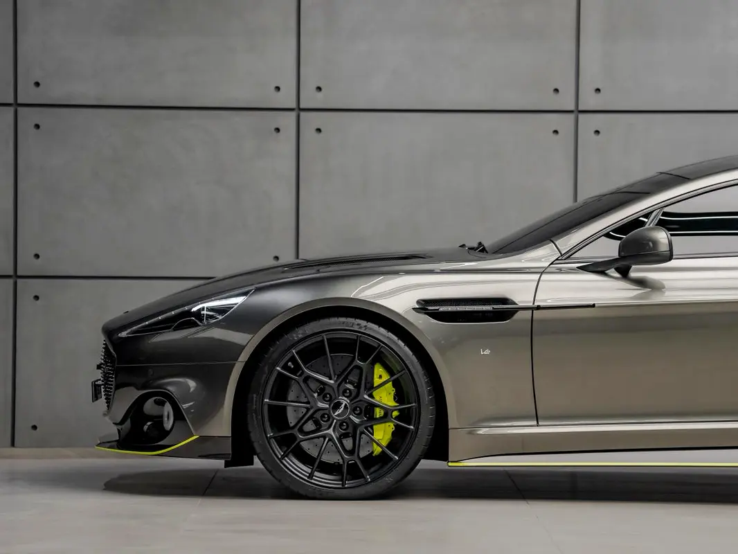 ASTON MARTIN Rapide AMR 2020 - photo 8 - Import Émirats | International Cars