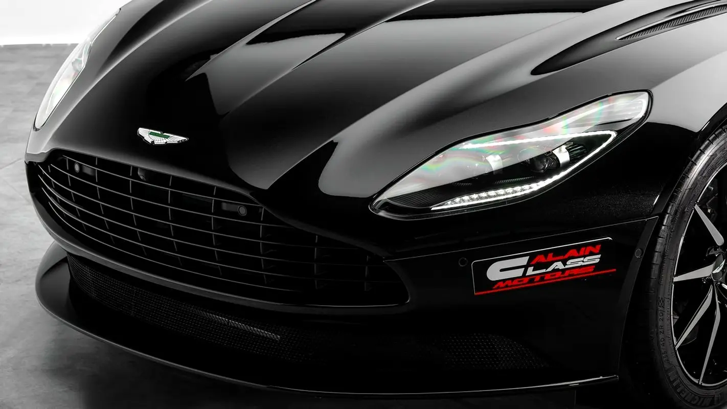 ASTON MARTIN DB11 V8 Coupe 2020 - photo 5 - Import Émirats | International Cars