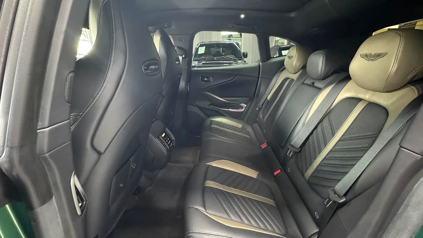 ASTON MARTIN DBX 707 2024 - photo 10 - Import Émirats | International Cars
